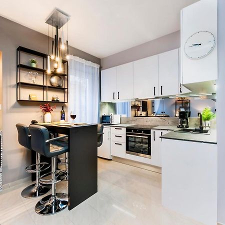 Bella Campagna - Luxury Two Bedroom Apartment Ровинь Экстерьер фото