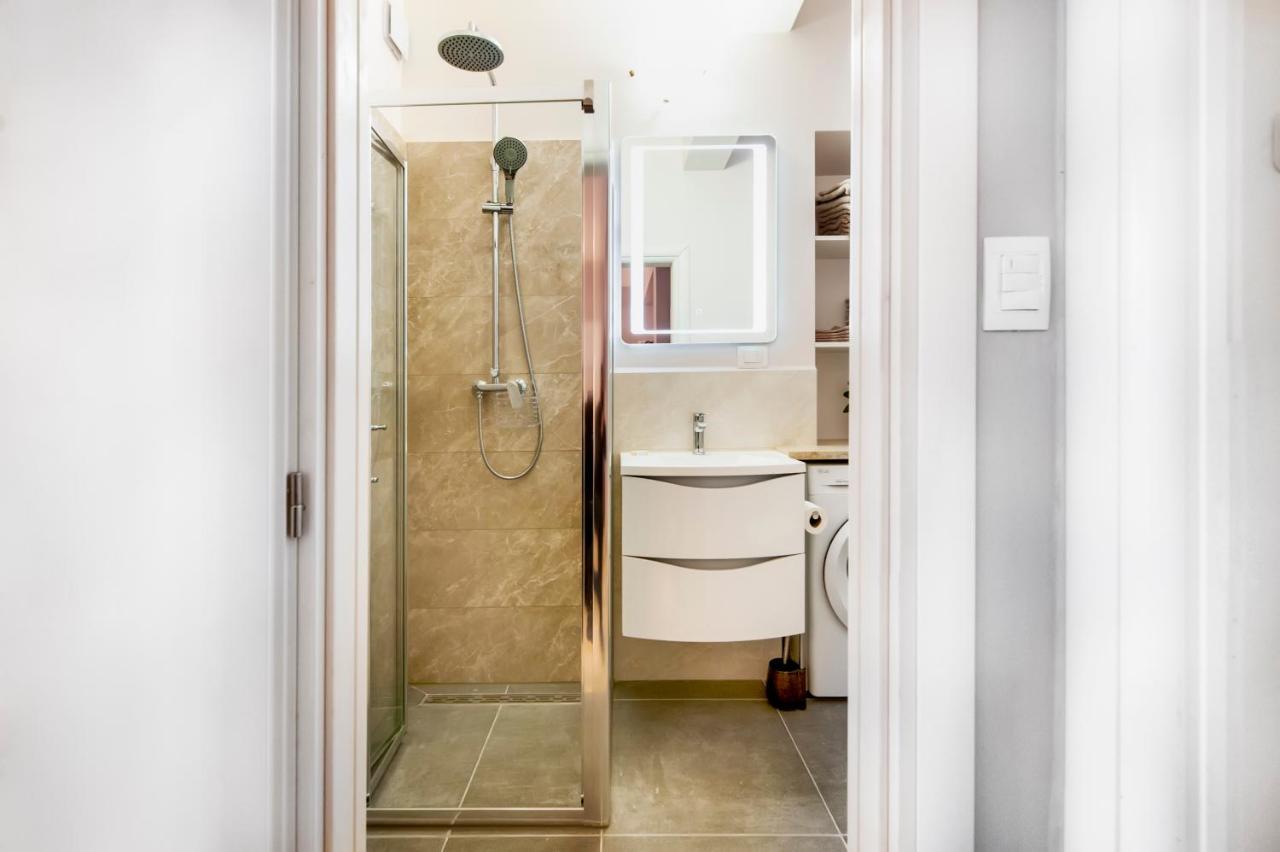 Bella Campagna - Luxury Two Bedroom Apartment Ровинь Экстерьер фото